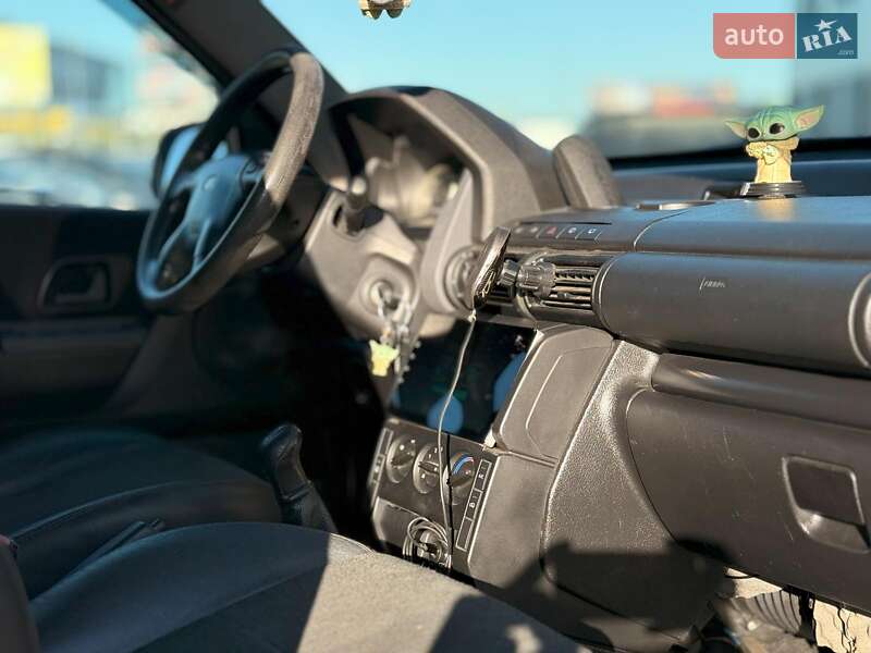 Позашляховик / Кросовер Land Rover Freelander 2003 в Львові