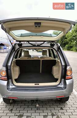 Внедорожник / Кроссовер Land Rover Freelander 2013 в 