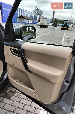 Внедорожник / Кроссовер Land Rover Freelander 2013 в 