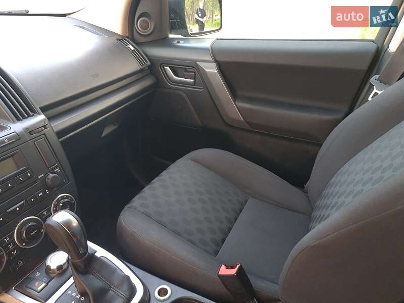 Позашляховик / Кросовер Land Rover Freelander 2008 в Києві