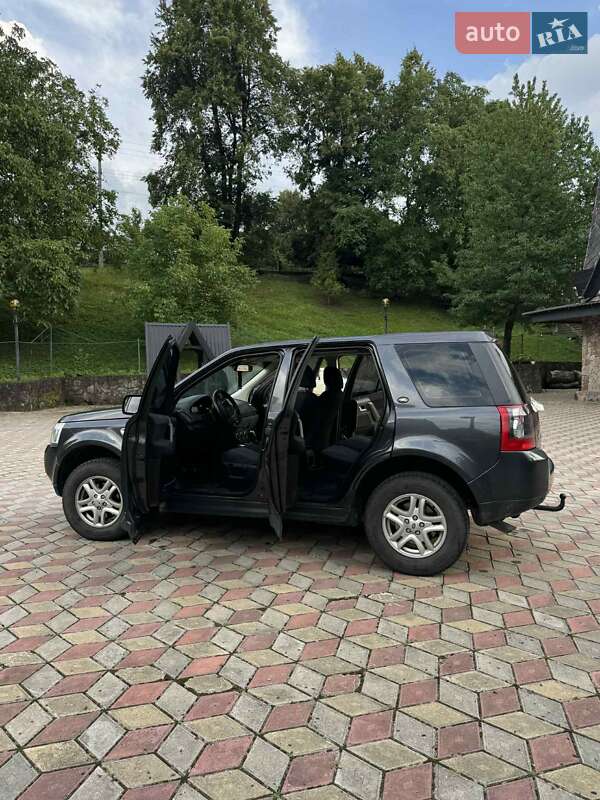 Внедорожник / Кроссовер Land Rover Freelander 2010 в Косове