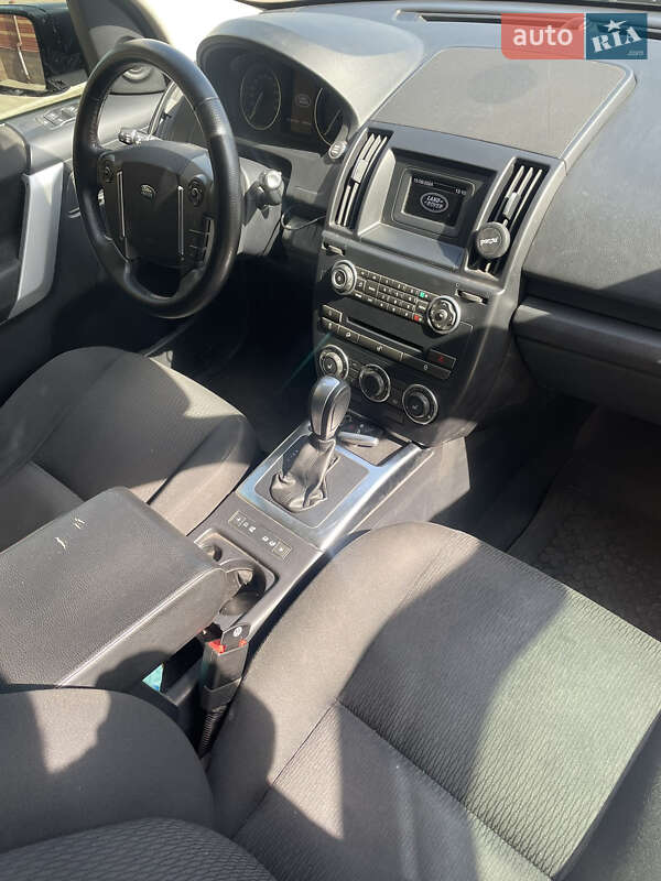 Позашляховик / Кросовер Land Rover Freelander 2013 в Києві