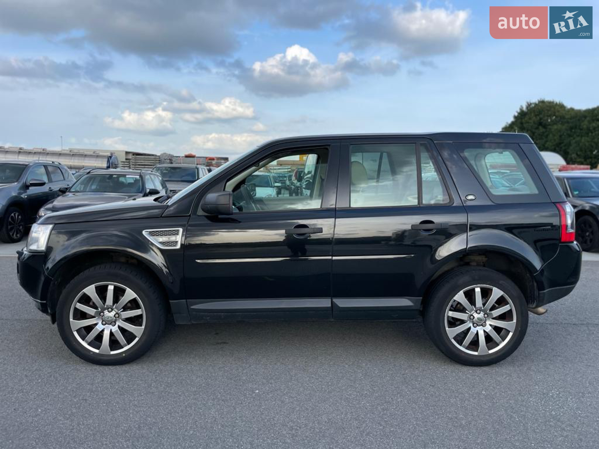 2012 Land Rover Freelander - мініатюра 9
