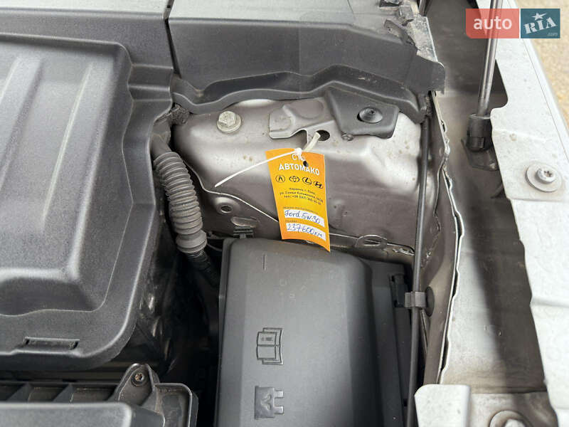 Позашляховик / Кросовер Land Rover Freelander 2013 в Києві