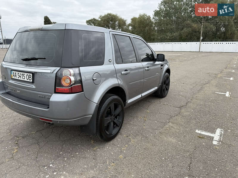 Позашляховик / Кросовер Land Rover Freelander 2013 в Києві