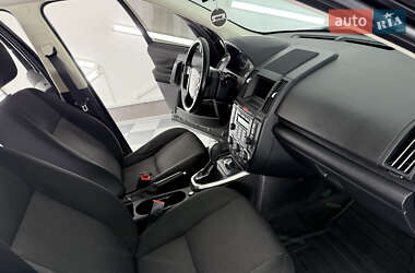 Внедорожник / Кроссовер Land Rover Freelander 2011 в 