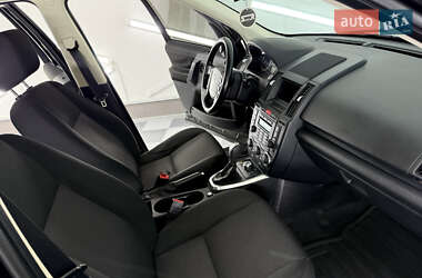 Внедорожник / Кроссовер Land Rover Freelander 2011 в 
