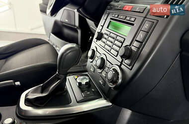 Внедорожник / Кроссовер Land Rover Freelander 2011 в 