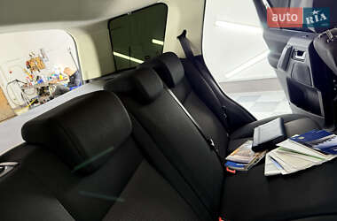 Внедорожник / Кроссовер Land Rover Freelander 2011 в 