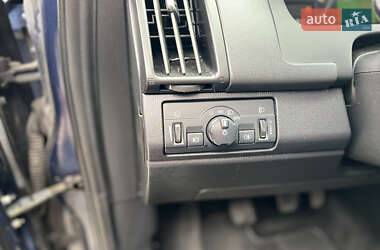 Позашляховик / Кросовер Land Rover Freelander 2010 в 