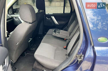 Позашляховик / Кросовер Land Rover Freelander 2010 в 