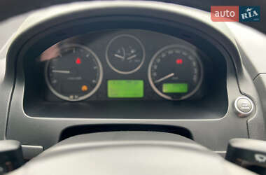 Позашляховик / Кросовер Land Rover Freelander 2010 в 