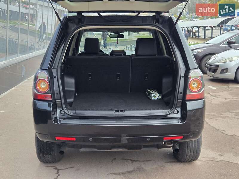 Позашляховик / Кросовер Land Rover Freelander 2012 в Києві