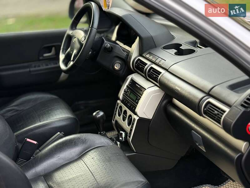 Внедорожник / Кроссовер Land Rover Freelander 2003 в Николаеве