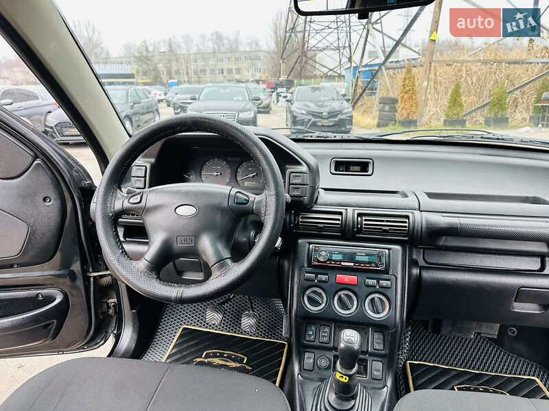 Внедорожник / Кроссовер Land Rover Freelander 2002 в Харькове