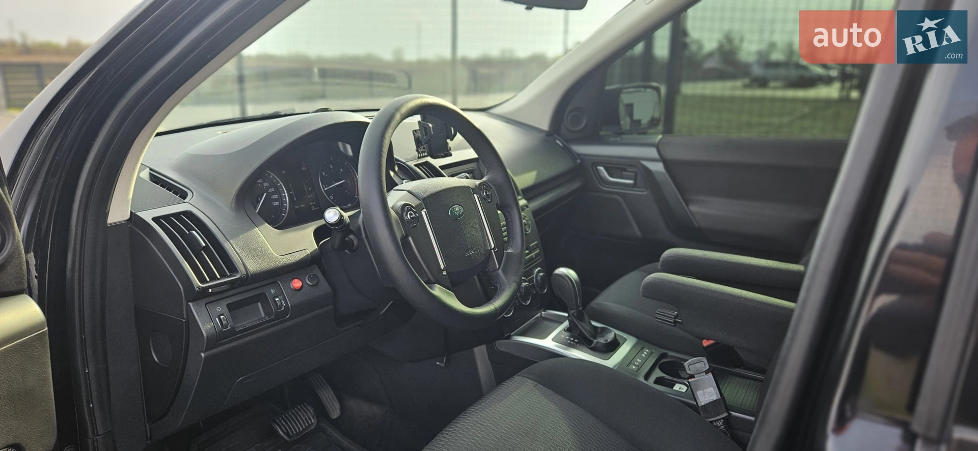 2014 Land Rover Freelander - мініатюра 25