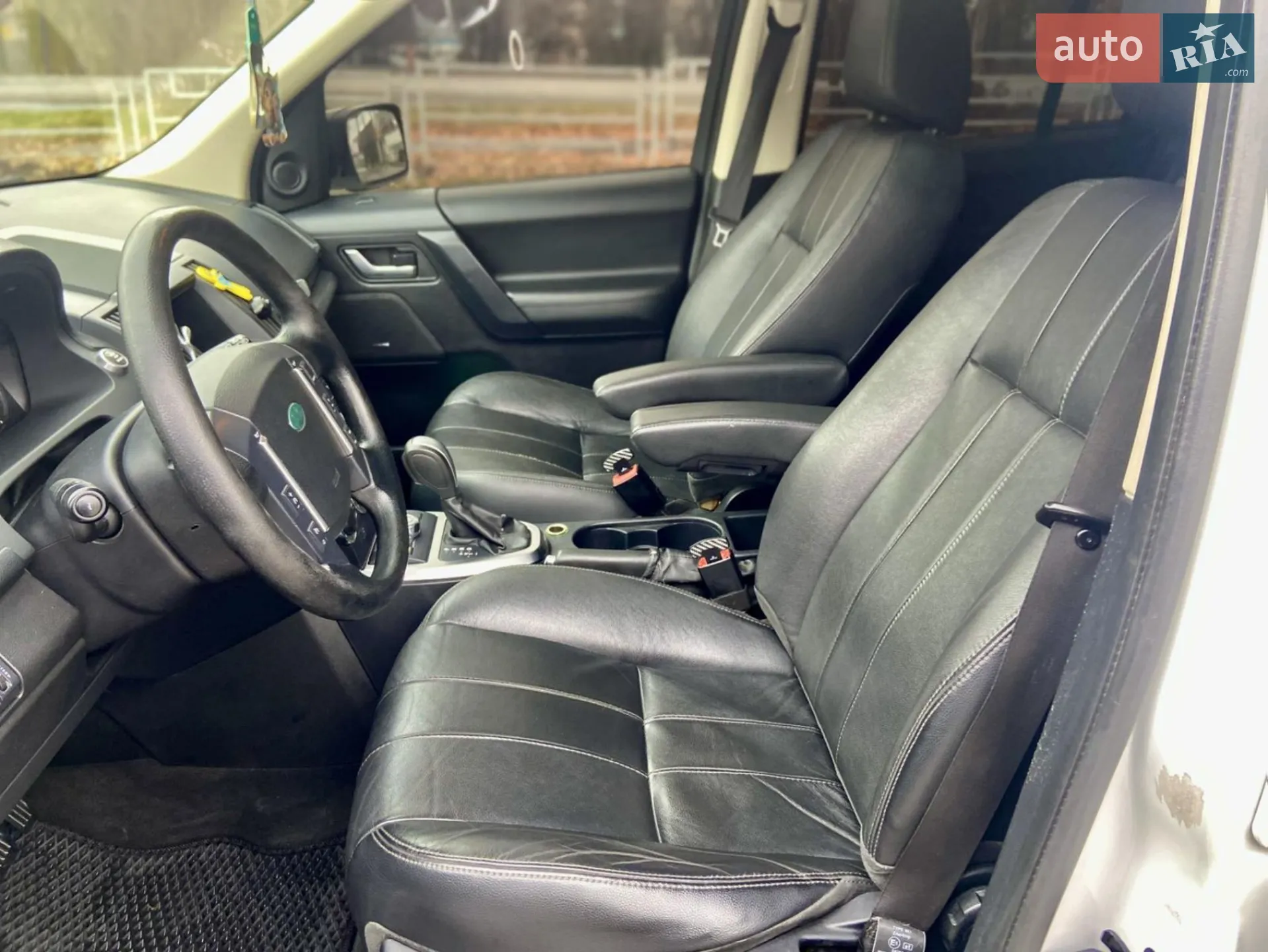 2010 Land Rover Freelander - мініатюра 26