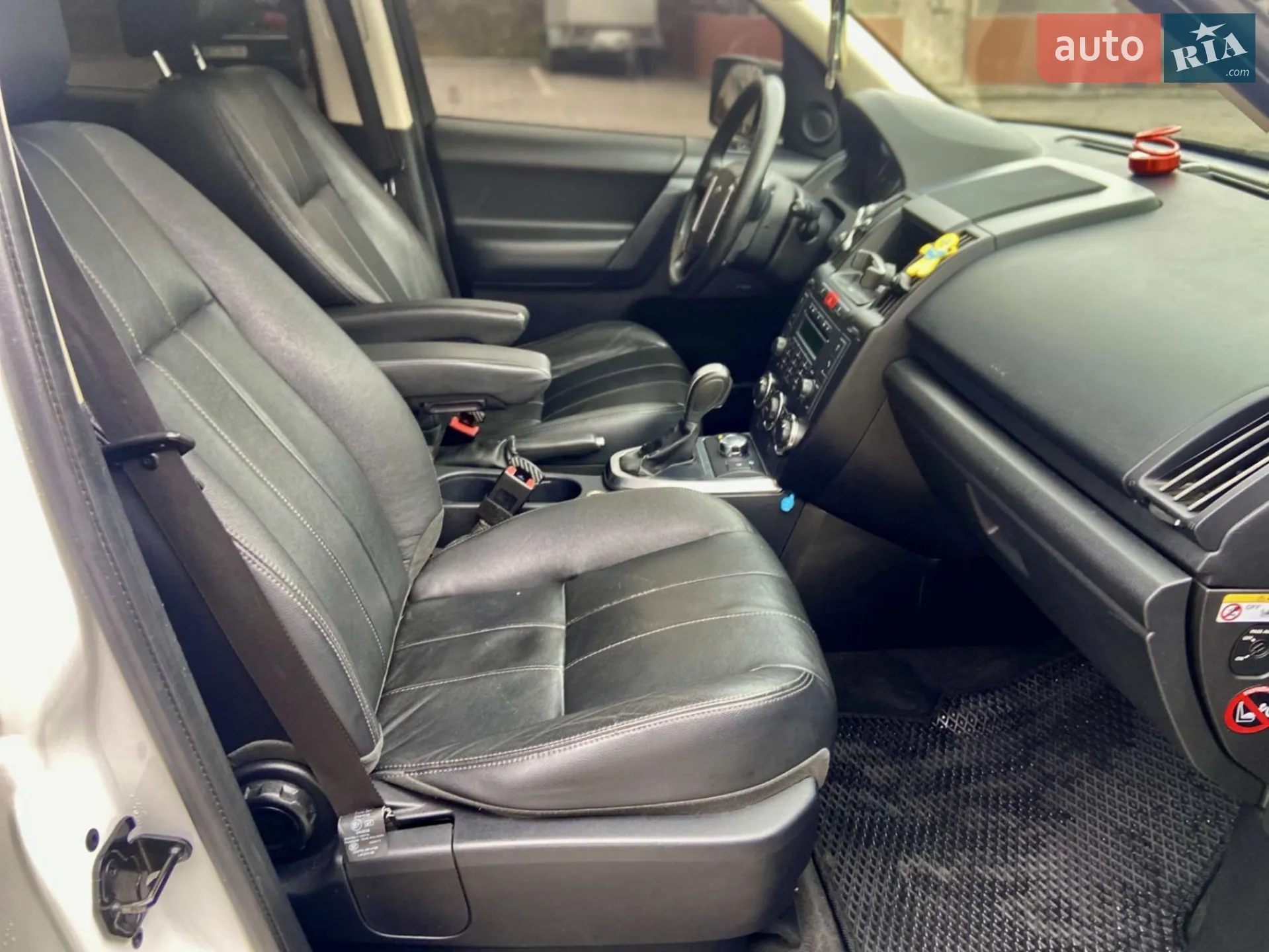 2010 Land Rover Freelander - мініатюра 27