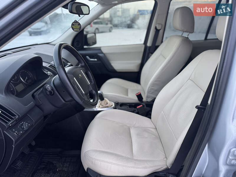 Позашляховик / Кросовер Land Rover Freelander 2009 в Луцьку