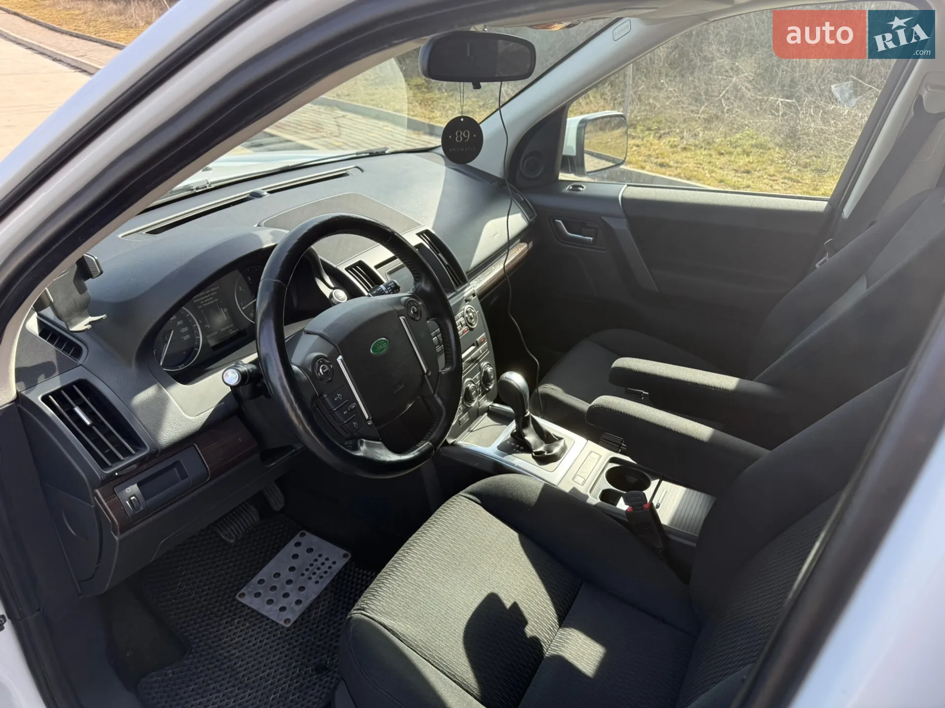 2013 Land Rover Freelander - мініатюра 13