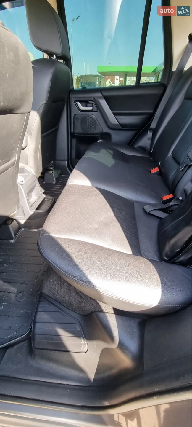 2010 Land Rover Freelander - мініатюра 16