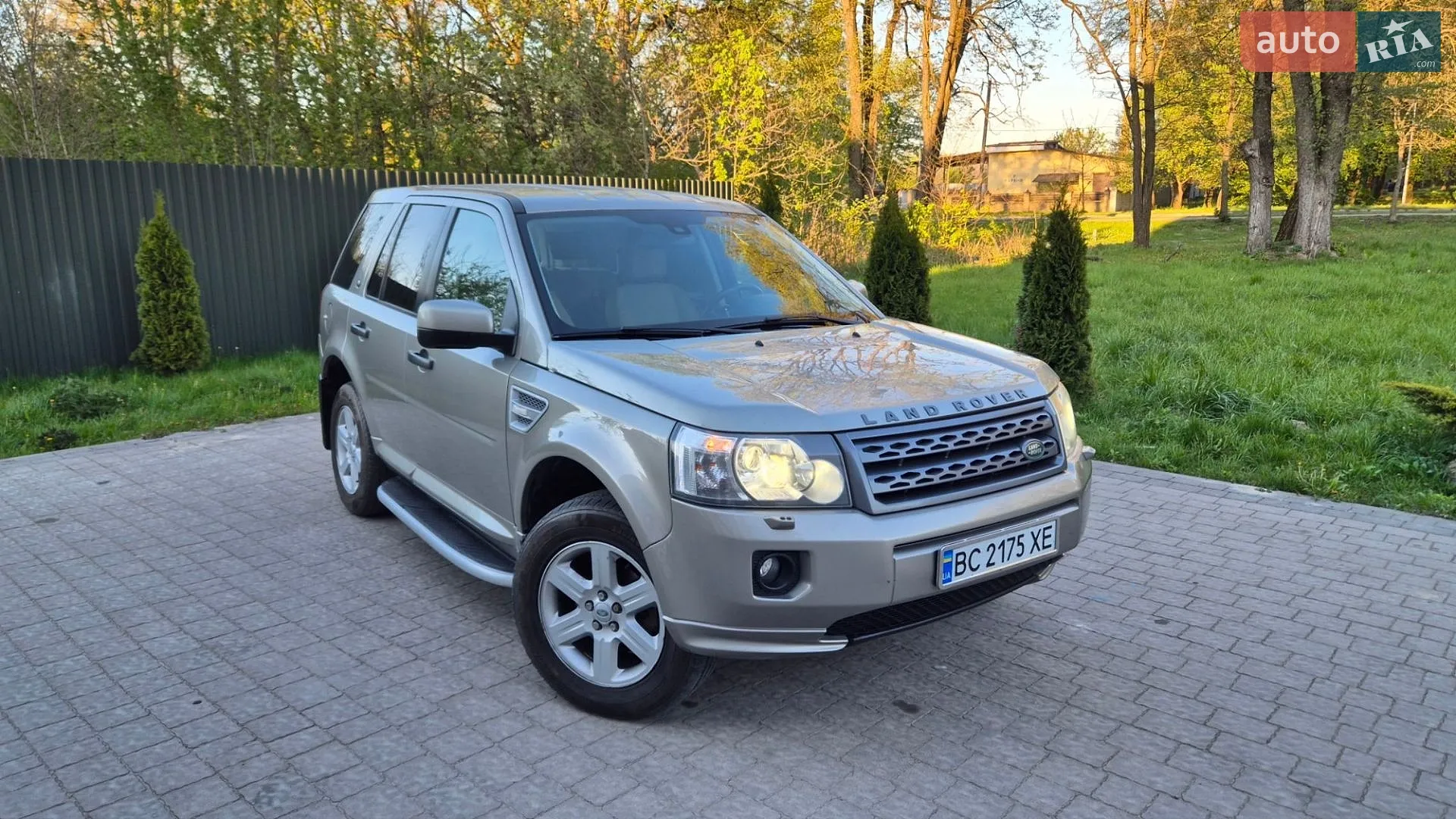 2011 Land Rover Freelander - мініатюра 9