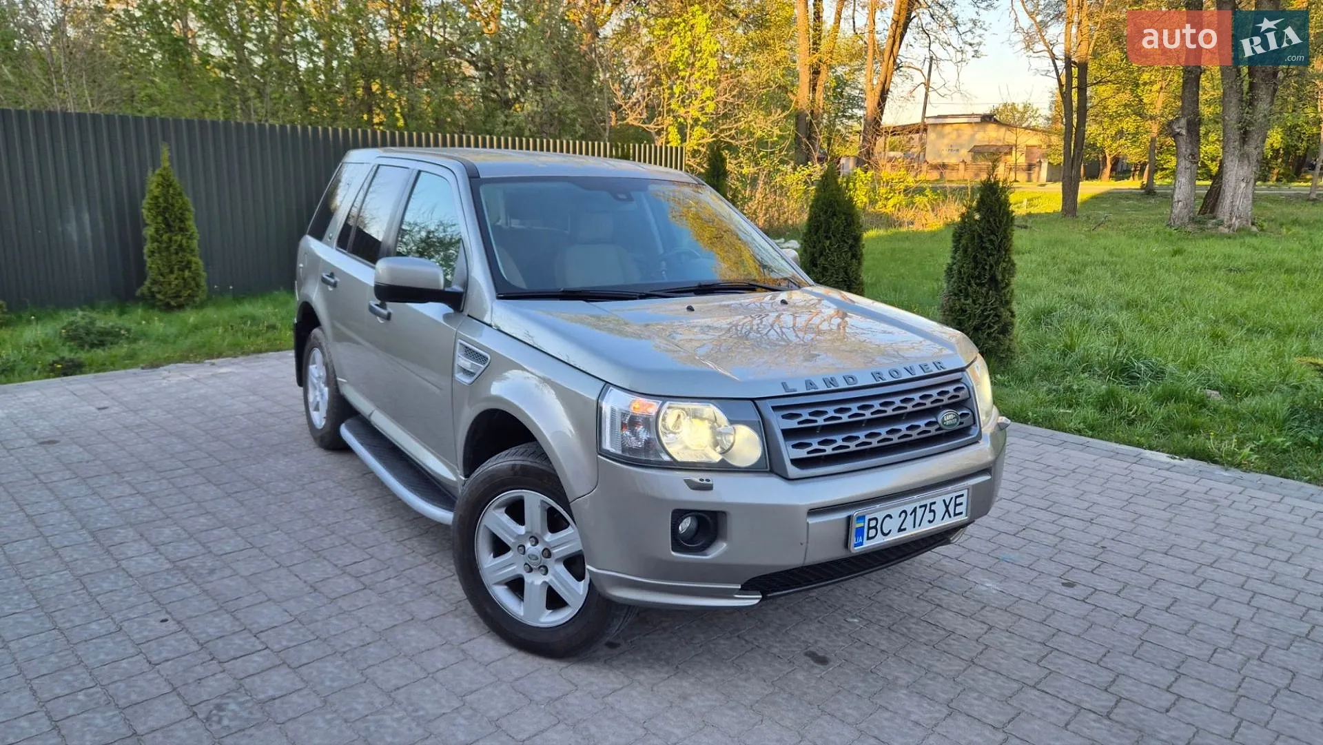 2011 Land Rover Freelander - мініатюра 19