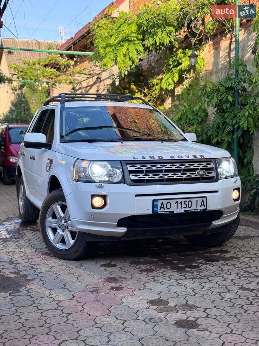 2012 Land Rover Freelander - мініатюра 2