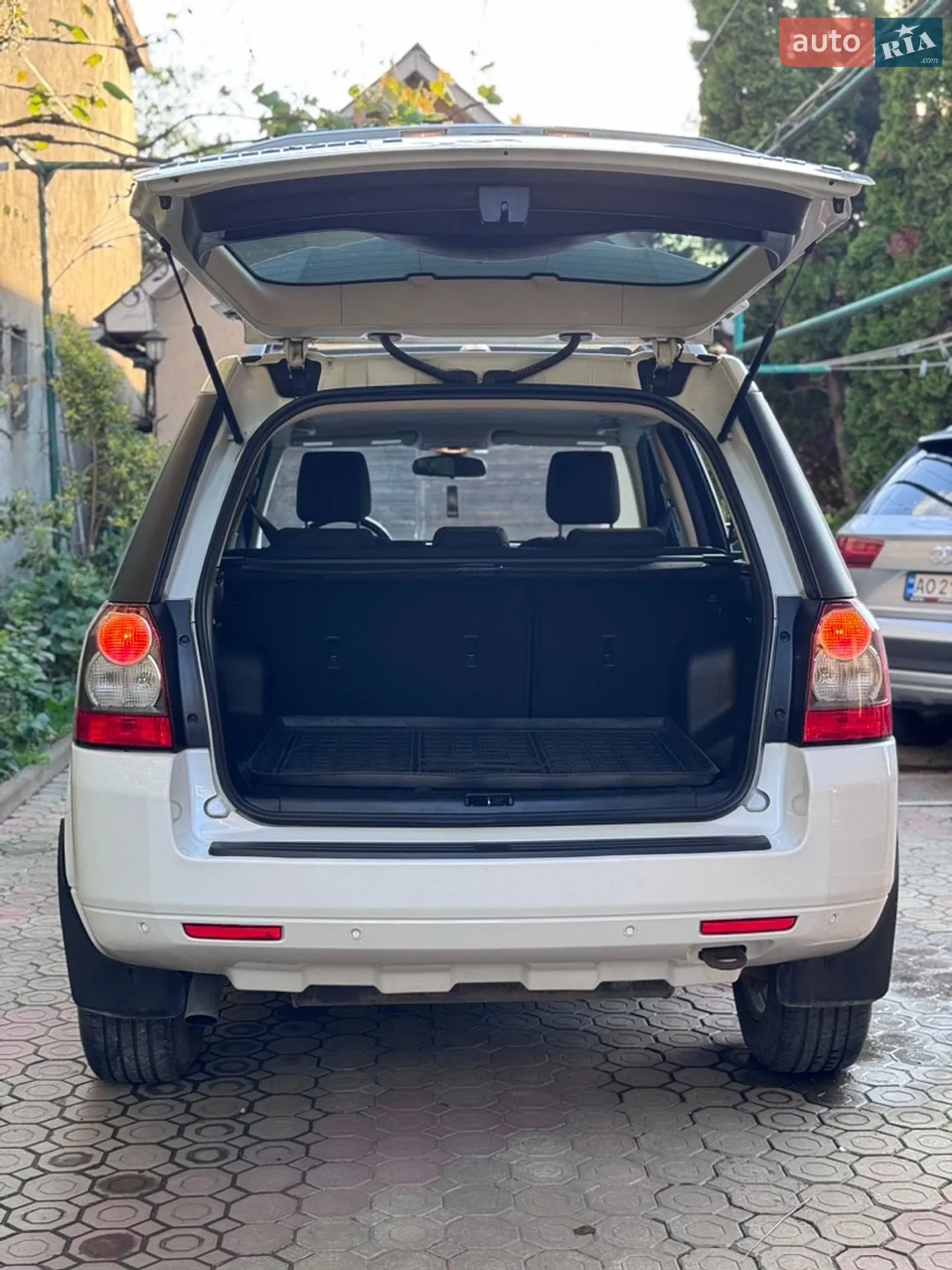 2012 Land Rover Freelander - мініатюра 14