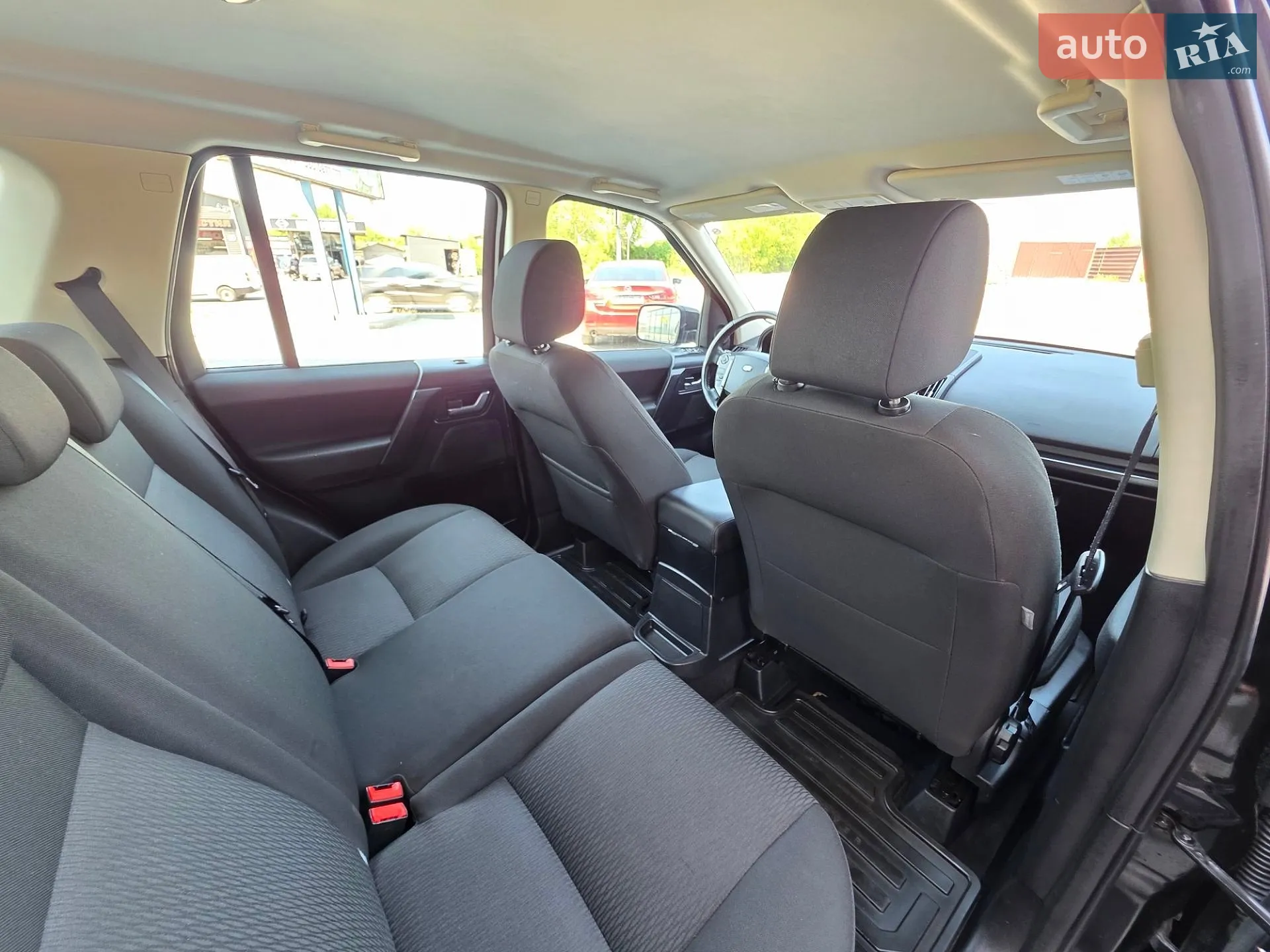 2015 Land Rover Freelander - мініатюра 51