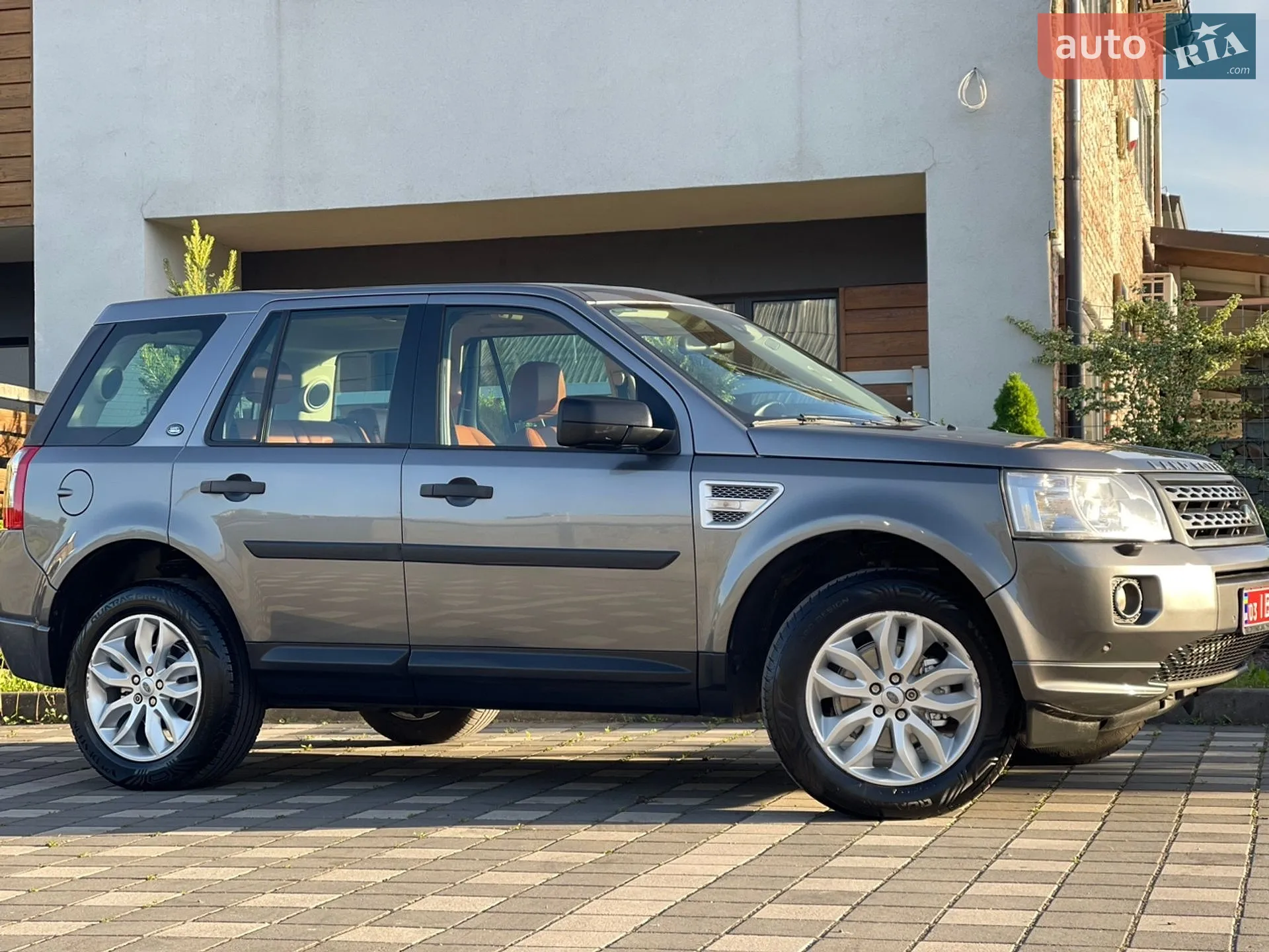 2011 Land Rover Freelander - мініатюра 21