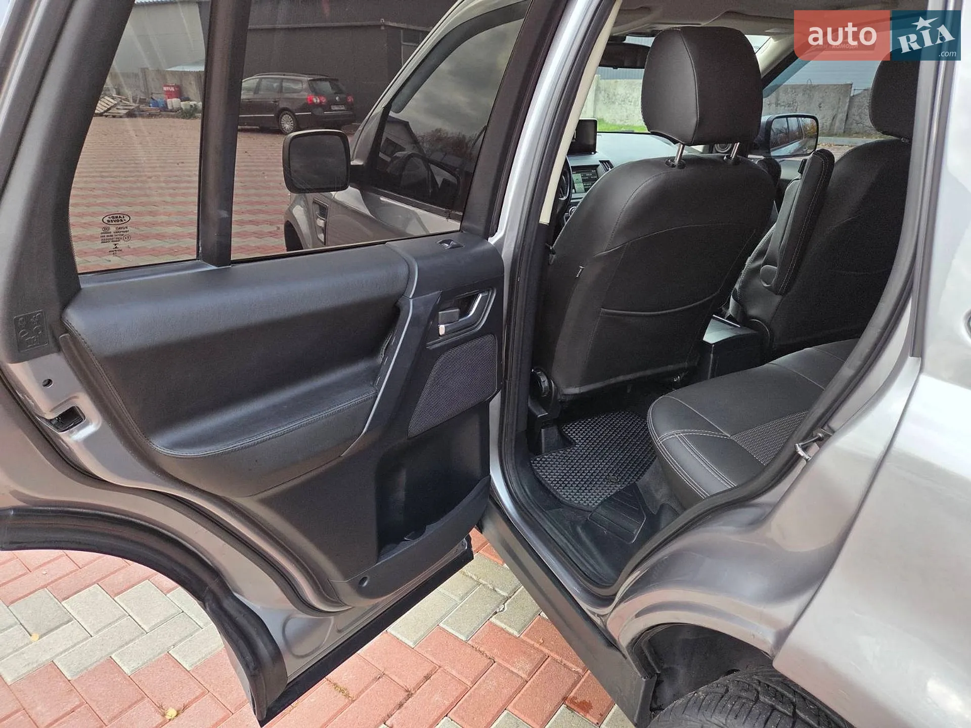 2014 Land Rover Freelander - мініатюра 25