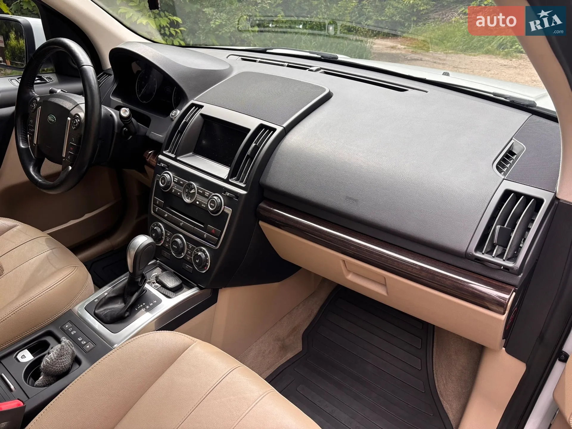 2013 Land Rover Freelander - мініатюра 19