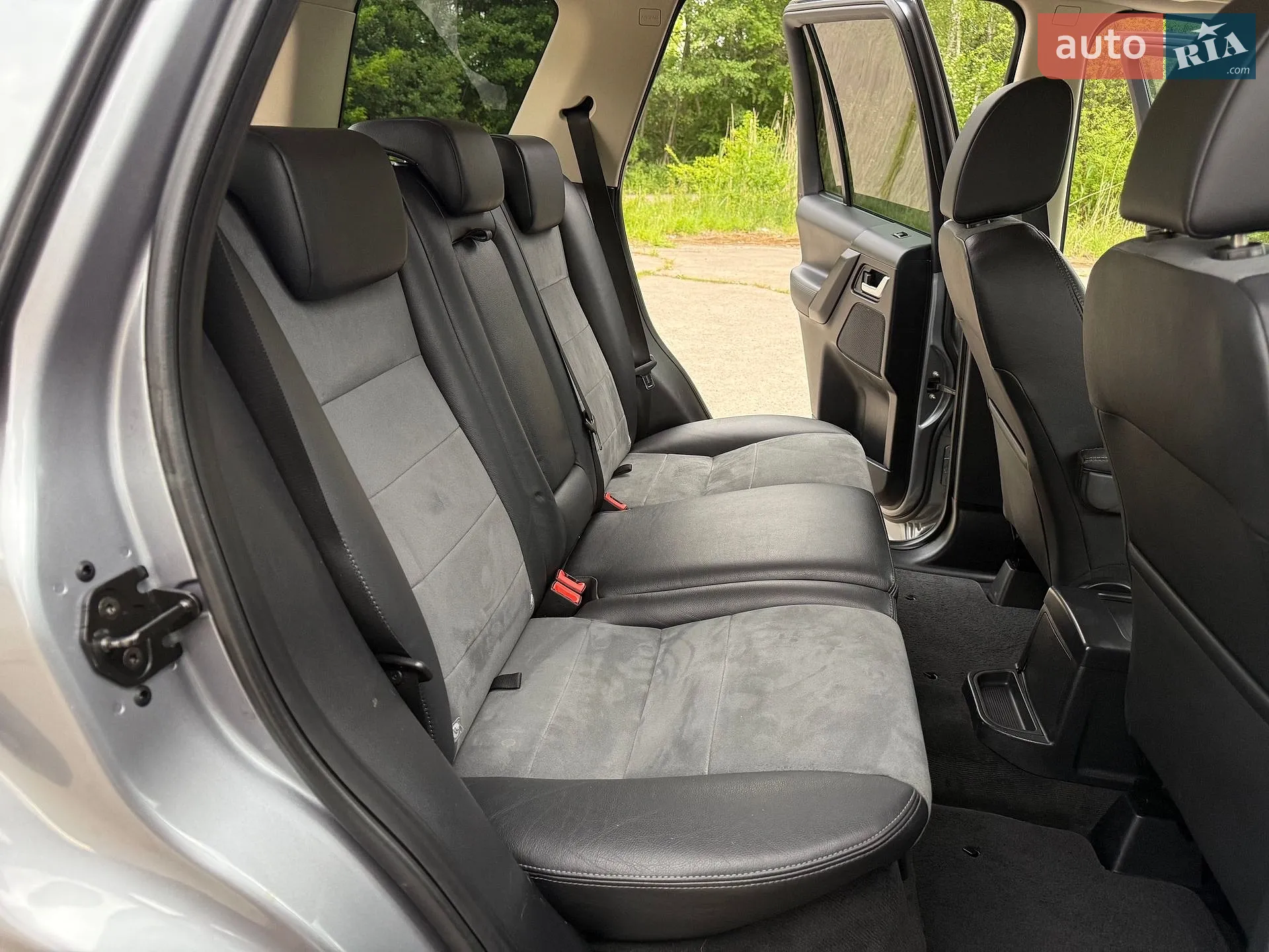 2015 Land Rover Freelander - мініатюра 31