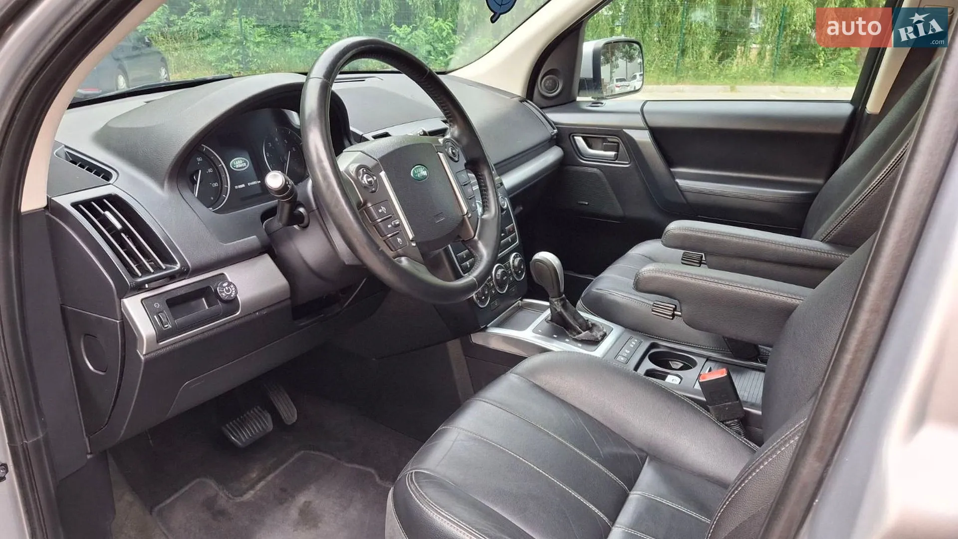 2012 Land Rover Freelander - мініатюра 11