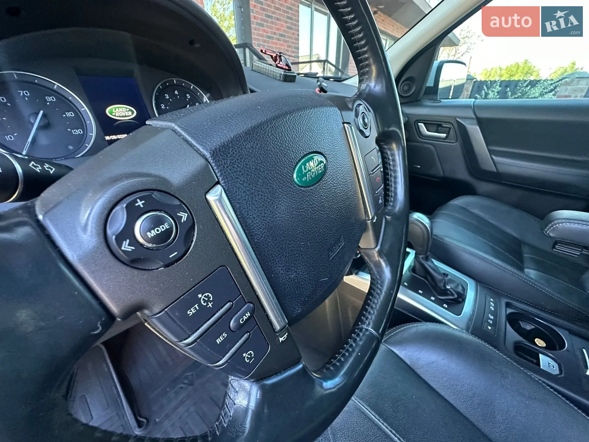2014 Land Rover Freelander - мініатюра 38