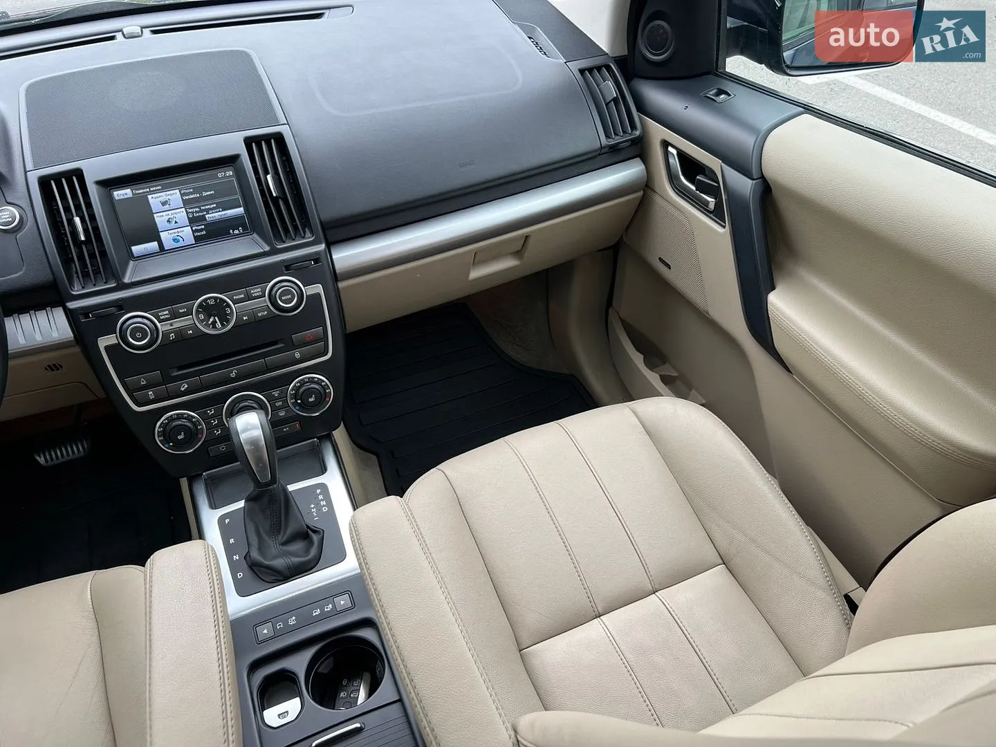 2014 Land Rover Freelander - мініатюра 19