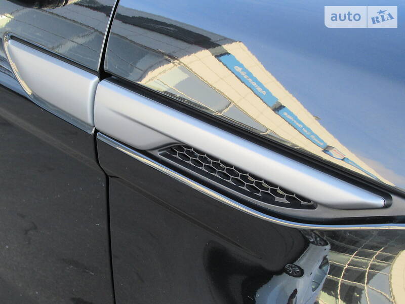 Внедорожник / Кроссовер Land Rover Range Rover Evoque 2015 в Киеве