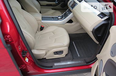 Позашляховик / Кросовер Land Rover Range Rover Evoque 2013 в 