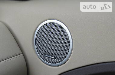 Позашляховик / Кросовер Land Rover Range Rover Evoque 2013 в 