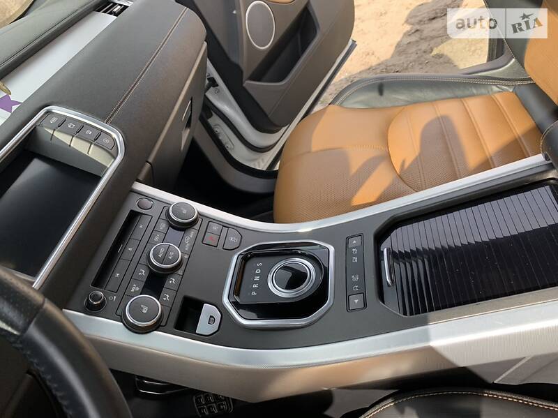 Позашляховик / Кросовер Land Rover Range Rover Evoque 2015 в Києві