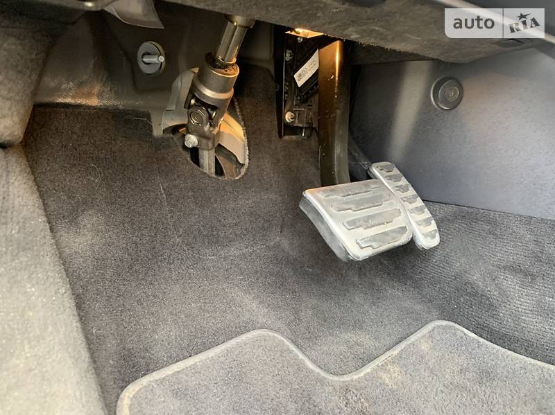 Позашляховик / Кросовер Land Rover Range Rover Evoque 2015 в Києві