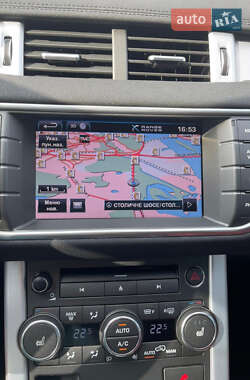 Внедорожник / Кроссовер Land Rover Range Rover Evoque 2012 в 