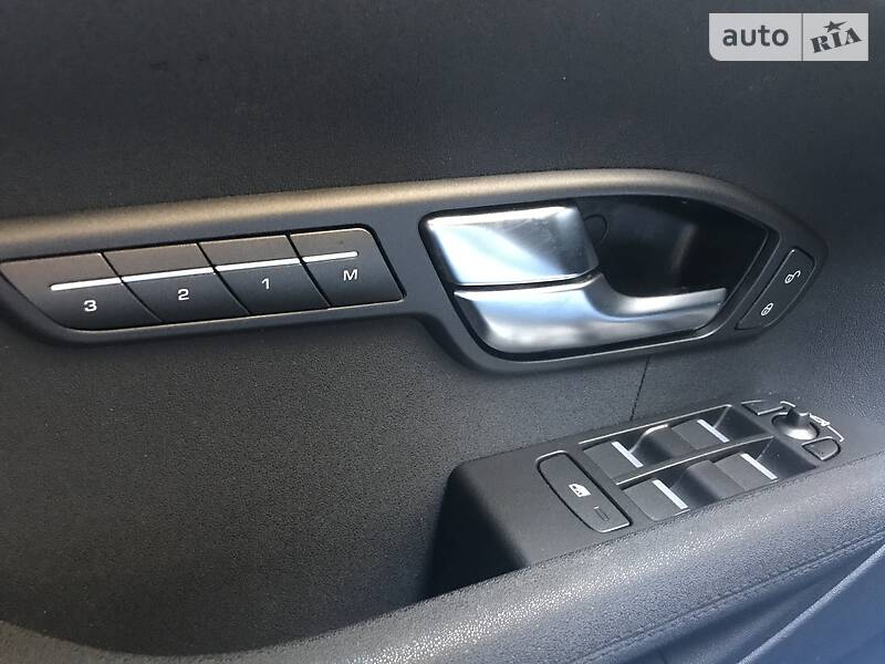 Позашляховик / Кросовер Land Rover Range Rover Evoque 2014 в Одесі