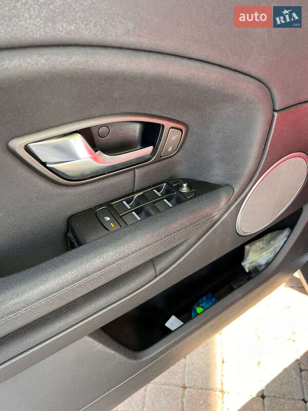 Внедорожник / Кроссовер Land Rover Range Rover Evoque 2016 в Рожнятове фото 38 Внедорожник / Кроссовер Land Rover Range Rover Evoque 2016 в Рожнятове