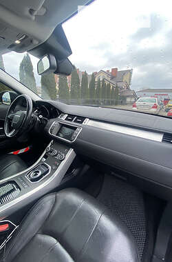 Позашляховик / Кросовер Land Rover Range Rover Evoque 2016 в 