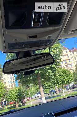 Внедорожник / Кроссовер Land Rover Range Rover Evoque 2012 в 