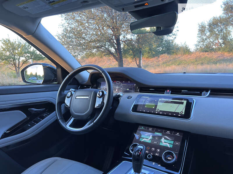 Внедорожник / Кроссовер Land Rover Range Rover Evoque 2019 в Киеве фото 11 Внедорожник / Кроссовер Land Rover Range Rover Evoque 2019 в Киеве