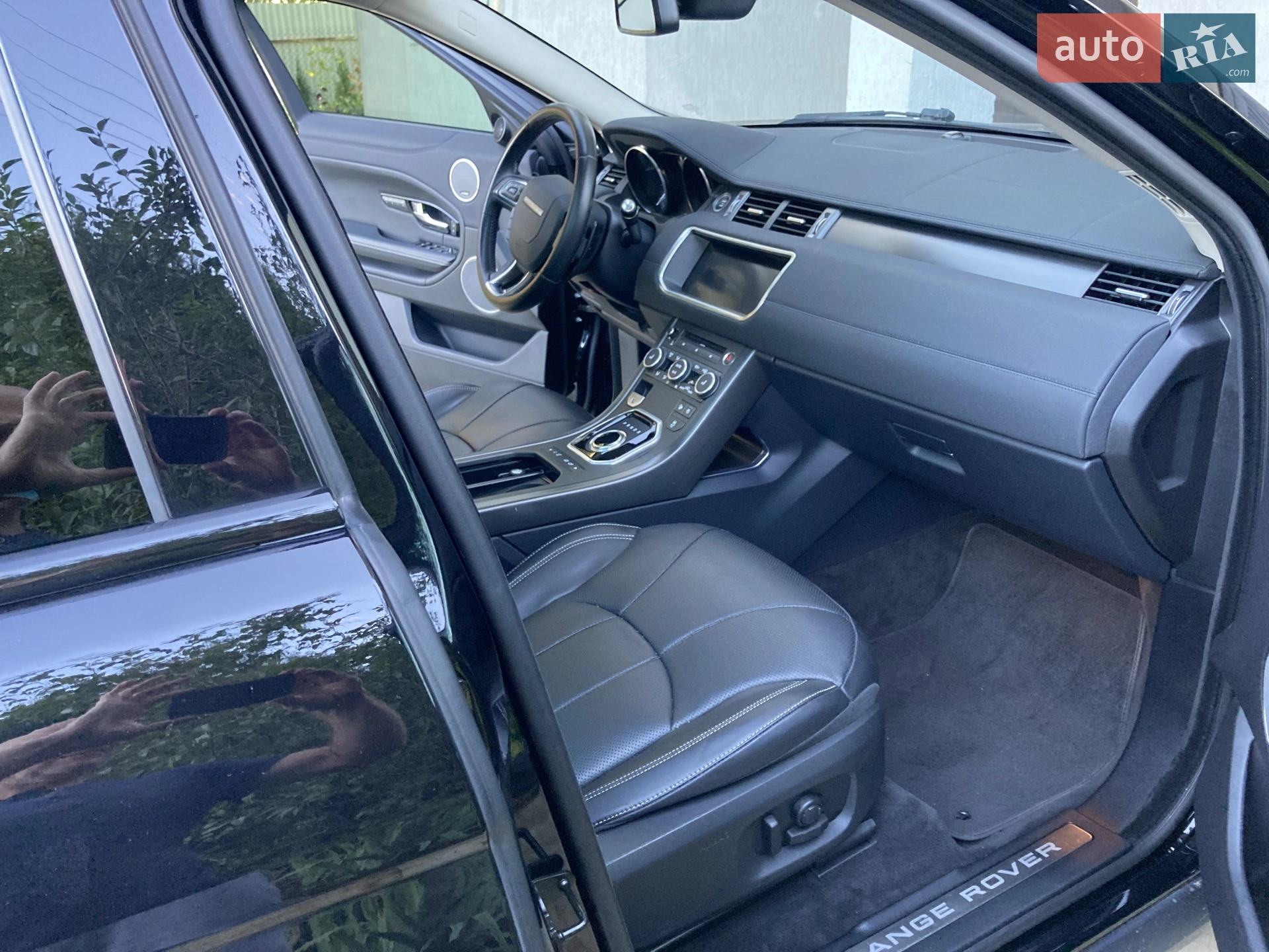 2018 Land Rover Range Rover Evoque - мініатюра 25
