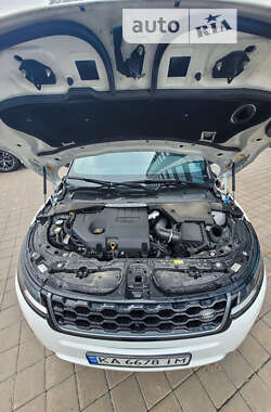 Внедорожник / Кроссовер Land Rover Range Rover Evoque 2022 в 